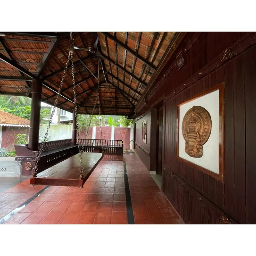 Kerala Heritage Home - Periya Veedu Neyyattinkara Дом отдыха