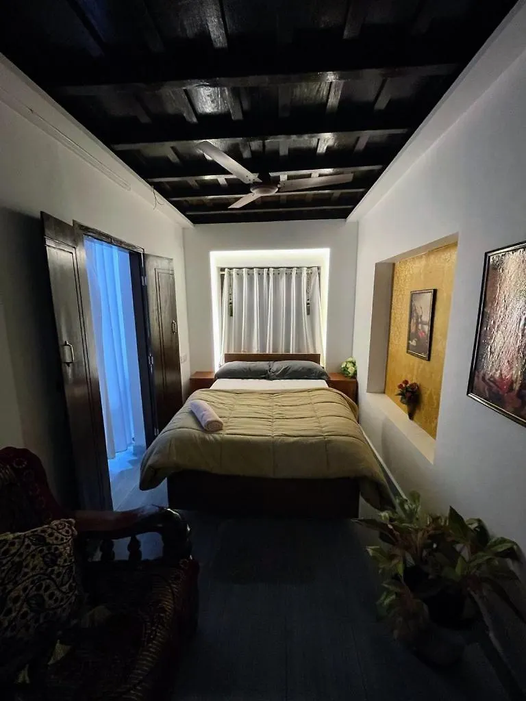 Kerala Heritage Home - Periya Veedu Neyyattinkara 0*,